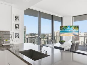 88 SW 7th St 2302, Miami FL 33130