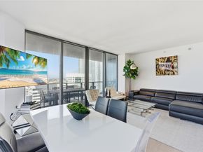 88 SW 7th St 2302, Miami FL 33130