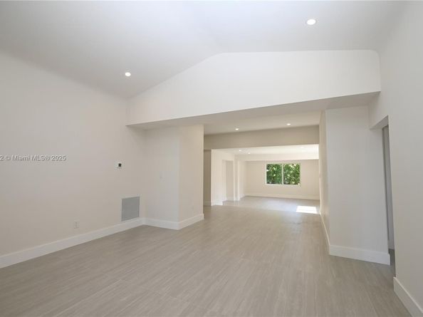 2949 SW 14th St, Miami FL 33145