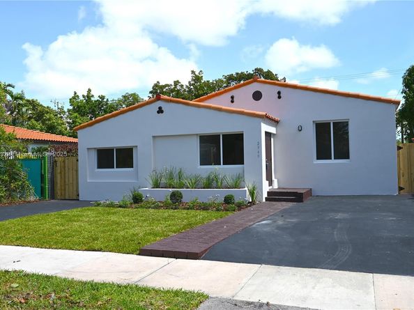 2949 SW 14th St, Miami FL 33145