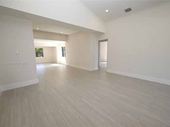 2949 SW 14th St, Miami FL 33145