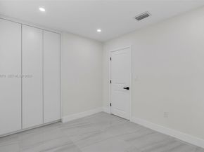 19525 NW 38th Ct, Miami Gardens FL 33055