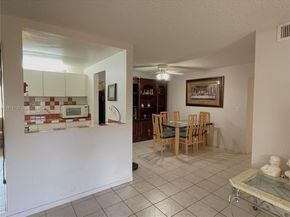 6904 N Kendall Dr F408, Pinecrest FL 33156