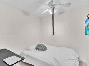 1821 SW 98th Ter, Miramar FL 33025