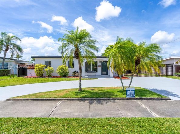 11030 SW 42 St, Miami FL 33165