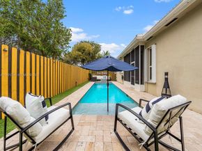 2021 SE 17th Ave, Homestead FL 33035