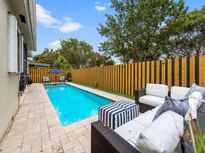 2021 SE 17th Ave, Homestead FL 33035