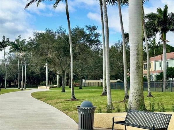 1430 NW 48th Dr, Boca Raton FL 33431