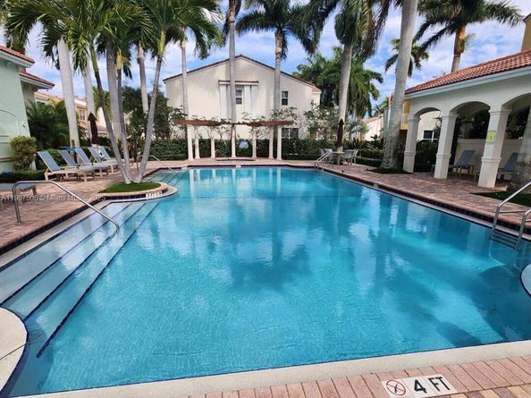 1430 NW 48th Dr, Boca Raton FL 33431