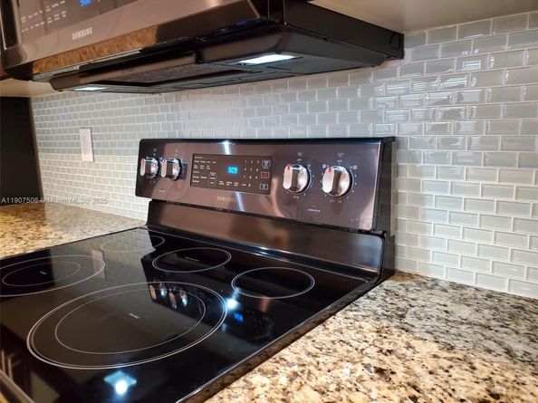 1430 NW 48th Dr, Boca Raton FL 33431