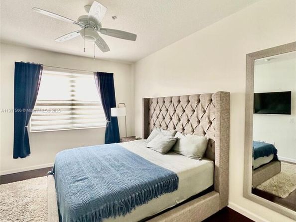 1430 NW 48th Dr, Boca Raton FL 33431