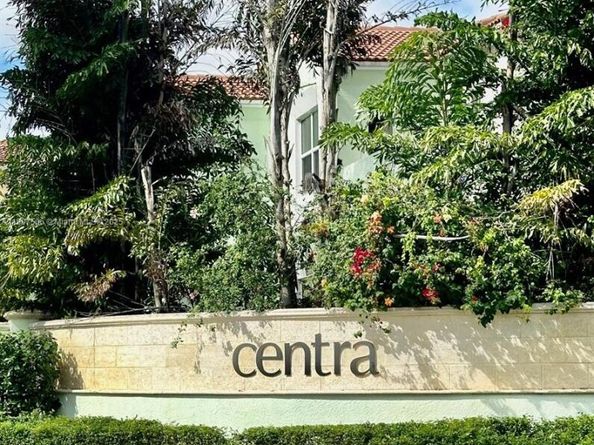 1430 NW 48th Dr, Boca Raton FL 33431