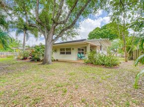 661 NW 66th Ave, Plantation FL 33317