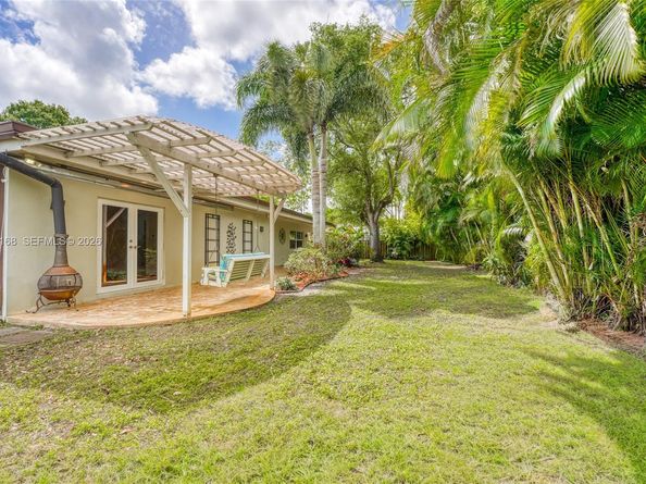 661 NW 66th Ave, Plantation FL 33317