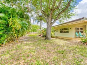 661 NW 66th Ave, Plantation FL 33317