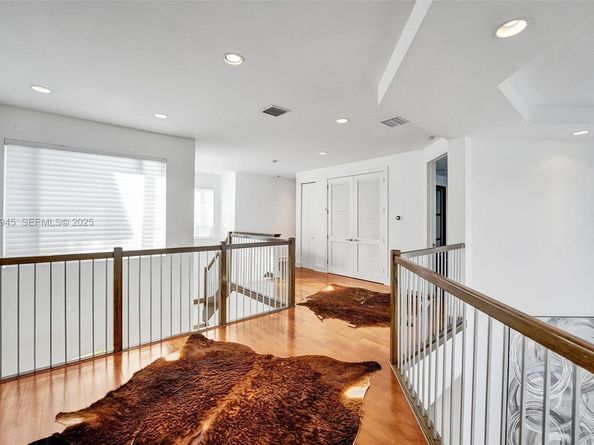 1575 Windjammer Way, Hollywood FL 33019