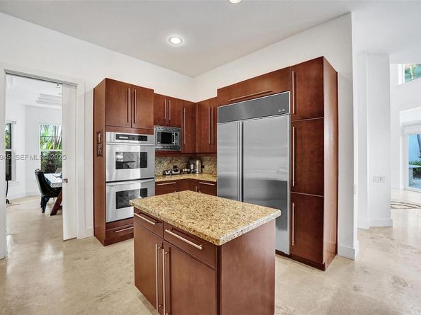 1575 Windjammer Way, Hollywood FL 33019