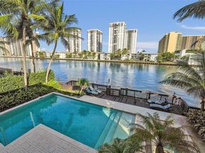 1575 Windjammer Way, Hollywood FL 33019