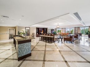 19900 E Country Club Dr 318, Aventura FL 33180