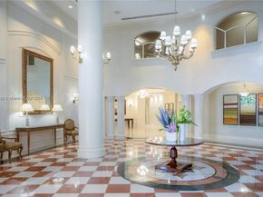 19900 E Country Club Dr 318, Aventura FL 33180