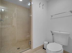 19900 E Country Club Dr 318, Aventura FL 33180