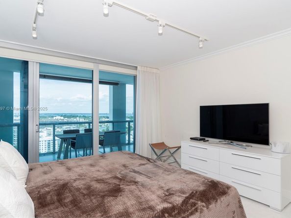 6799 Collins Ave CPH06, Miami Beach FL 33141