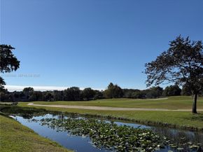 9495 Evergreen Pl 102, Davie FL 33324