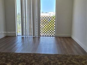 498 NW 165th St Rd D407, Miami FL 33169