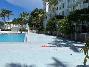 498 NW 165th St Rd D407, Miami FL 33169