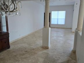 933 N Harbor Vw N, Hollywood FL 33019