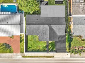 560 N Perviz Ave, Opa-Locka FL 33054