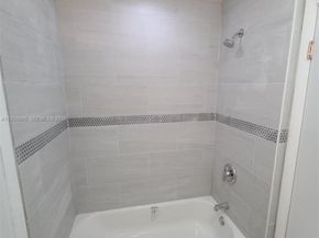 4020 Del Rio Way, Sunrise FL 33351