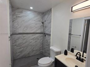 4020 Del Rio Way, Sunrise FL 33351