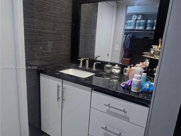 12500 SW 5th Ct 307M, Pembroke Pines FL 33027