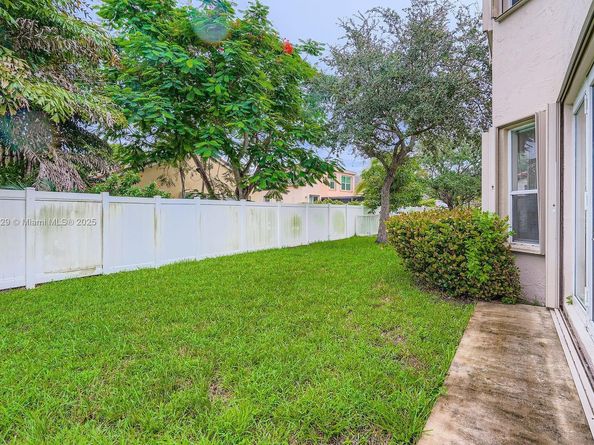 4934 SW 158th Way, Miramar FL 33027
