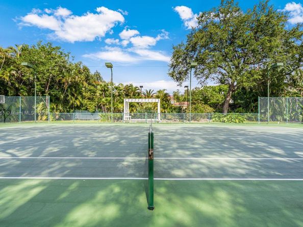 6140 SW 121st St, Pinecrest FL 33156