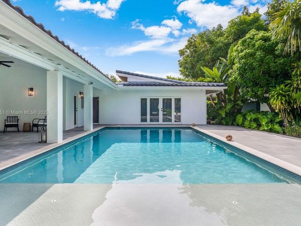 6140 SW 121st St, Pinecrest FL 33156