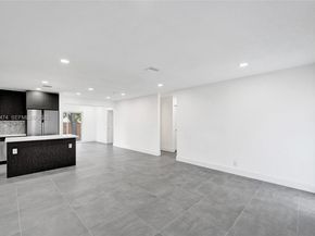 680 SW 29th Ter, Fort Lauderdale FL 33312