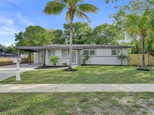 680 SW 29th Ter, Fort Lauderdale FL 33312