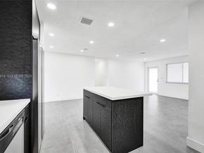 680 SW 29th Ter, Fort Lauderdale FL 33312