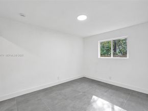 680 SW 29th Ter, Fort Lauderdale FL 33312