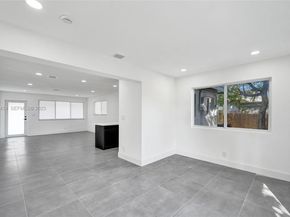 680 SW 29th Ter, Fort Lauderdale FL 33312