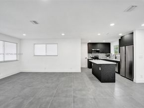 680 SW 29th Ter, Fort Lauderdale FL 33312