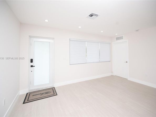 7928 Miramar Blvd, Miramar FL 33023