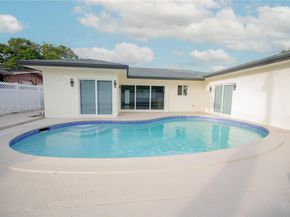 7928 Miramar Blvd, Miramar FL 33023