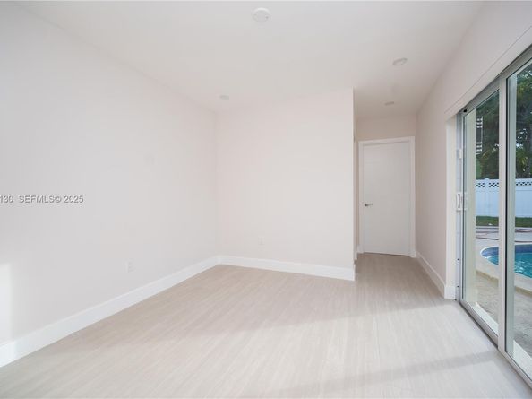 7928 Miramar Blvd, Miramar FL 33023