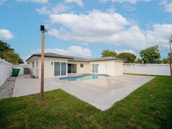 7928 Miramar Blvd, Miramar FL 33023