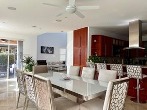 7943 NW 111th Ct, Doral FL 33178