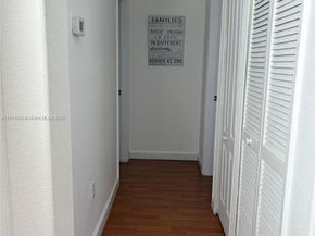 7943 NW 111th Ct, Doral FL 33178