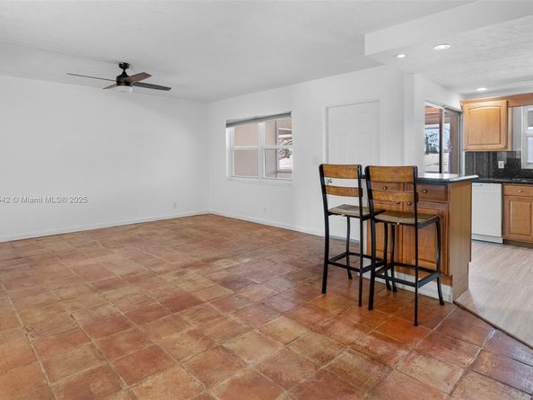 1340 NE 28th Ave 244, Pompano Beach FL 33062